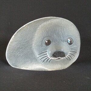 Mats Jonasson Baby Seal Crystal Paperweight Seal Pup 3303 Sweden 3"X4" SIGNED